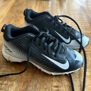Youth Nike Vapor cleats